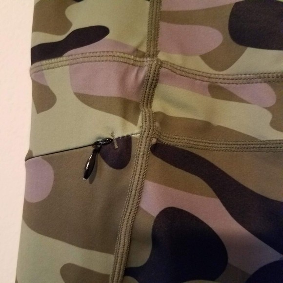 Zyia Women's 8-10 Camouflage Camo Leggings Stretchy Spandex Polyester - Picture 6 of 7